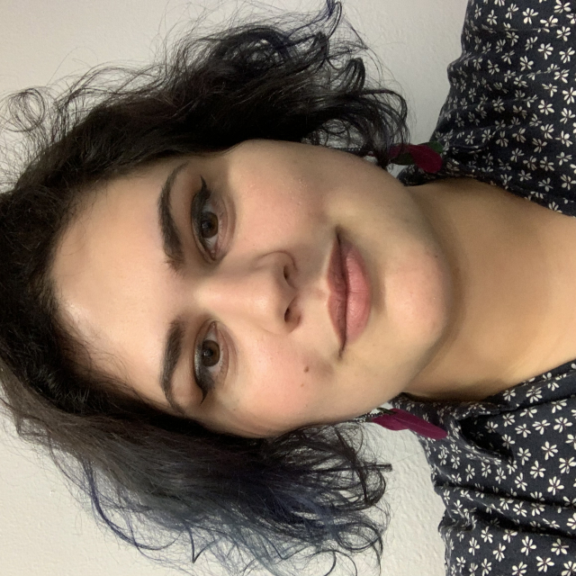 Profile picture for user juliapillai