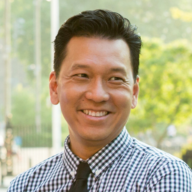 Profile picture for user dereknguyen