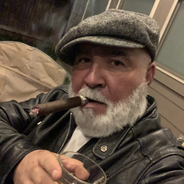 Profile picture for user ugpjrod